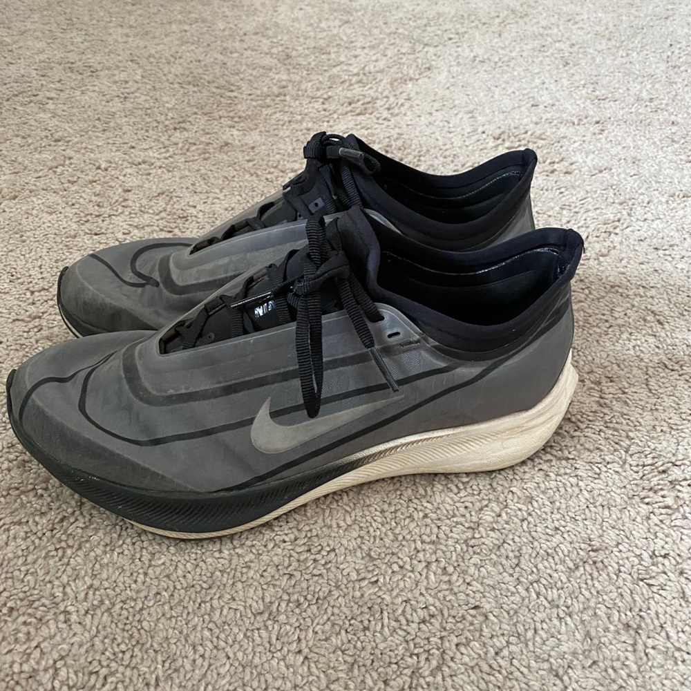 Nike vapor weave running sneaker